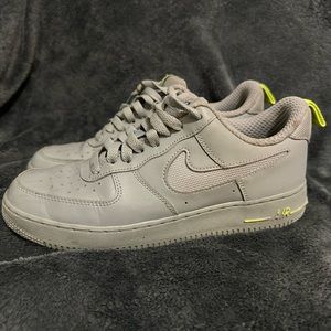 Men’s Nike Air Force 1 size 8